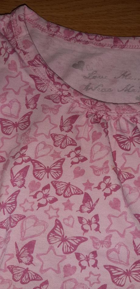 Tričko s motýľmi, 122