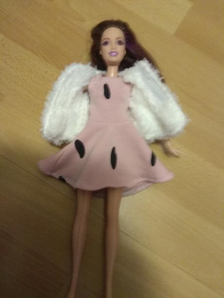 Šaty pre barbie, 