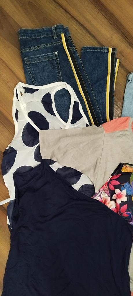 Balíček oblečenia, 36