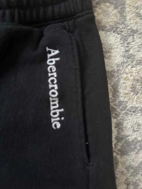 Čierne bavlnené kraťasy 12/13rokov., abercrombie&fitch,152