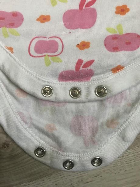 Body jabĺčko 6-9 mes., f&f,74