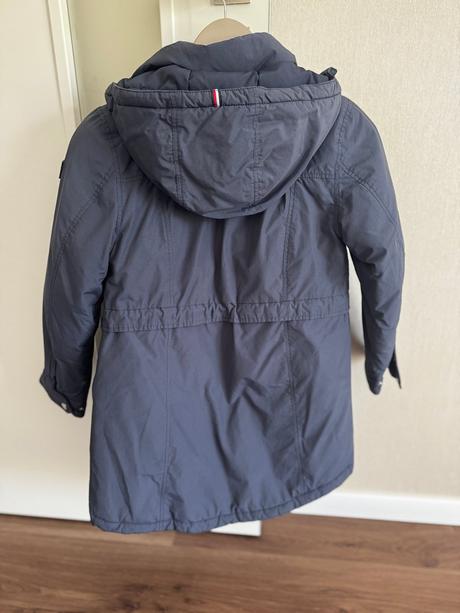Zimna tepla bunda th, 140, sdopor. postou, tommy hilfiger,140