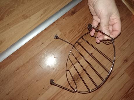 Stojan držiak na hrnce,