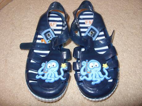 Gumenné sandálky, f&f,26