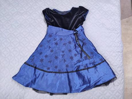 Krasne slavnostne saty 98/104, 104