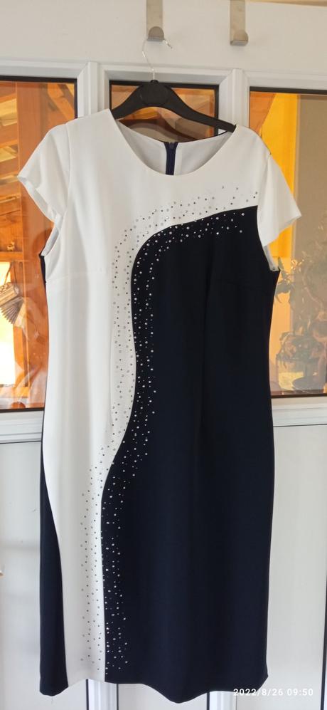 Spoločenské šaty, 40