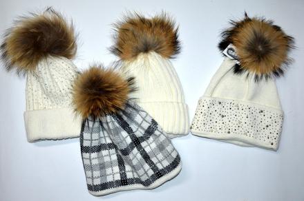 Čiapočka s pravým jemným brmbolcom, <50 - 158