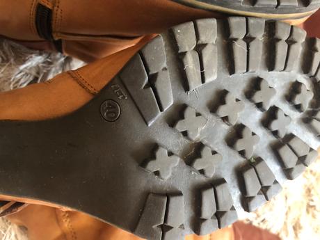 Kožené čižmy, 40