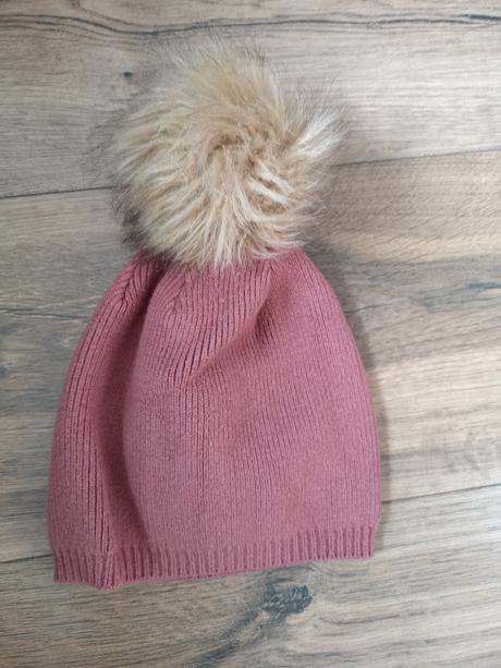 Ciapka, reserved,122