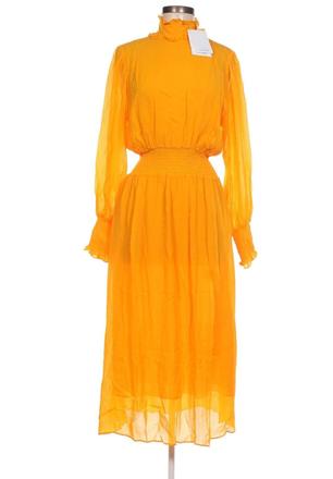 Dlhé šaty & other stories, s