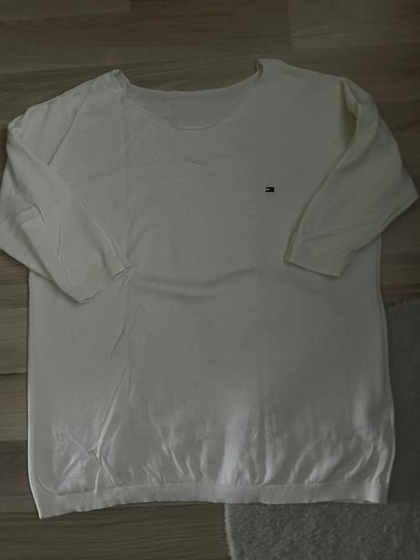 Tommy hilfiger svetrík veľ. uni, tommy hilfiger