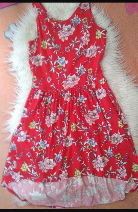 Šaty s kvietkami, takko,158