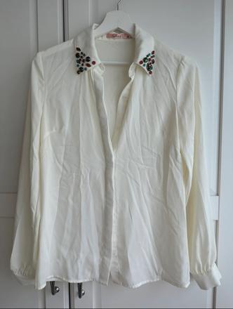 Bluzka s kamienkami, s