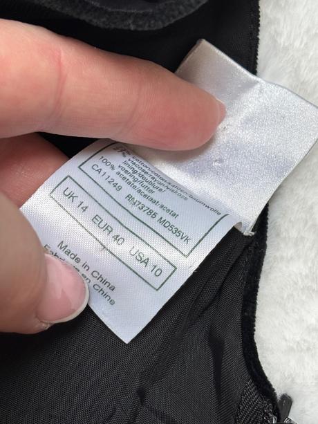 Laura ashley zamatové šaty s vyšivkou, laura ashley,40