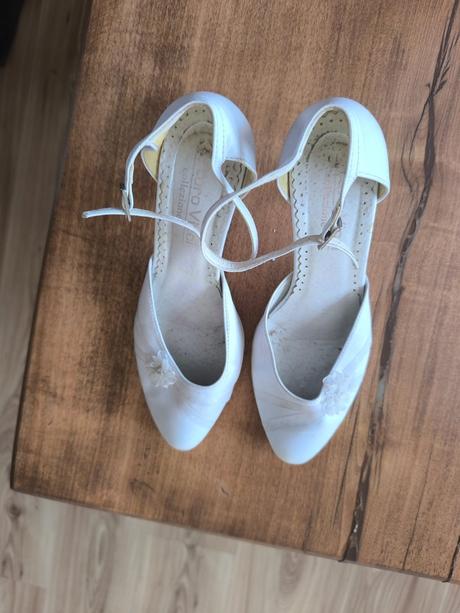 Svadobné topánky, 36