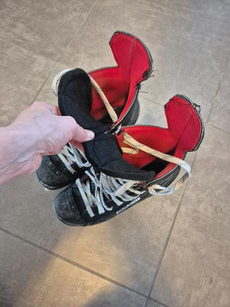 Hokejové korčule, bauer,37