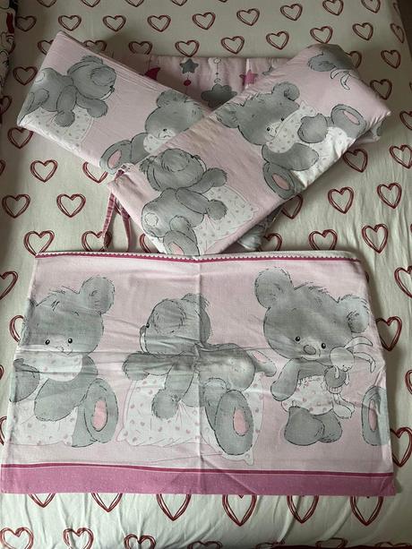 Obliečky do postieľky, 