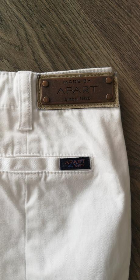 Krasne biele riflove nohavice, s