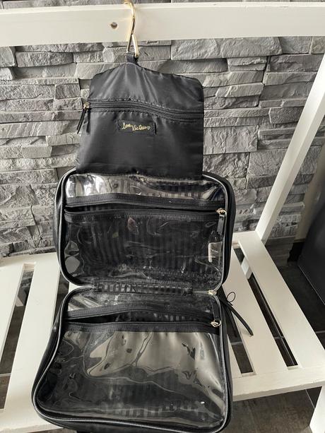 Victoria secret, victoria's secret