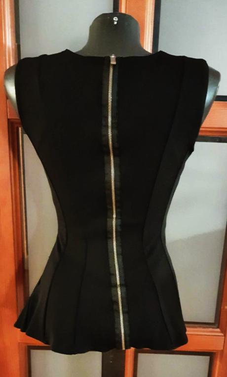 Predám dámsky top h&m veľ. xs, h&m,xs