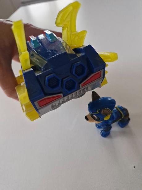 Auto paw patrol chase,