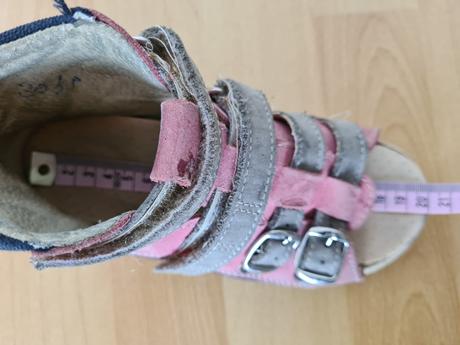 Sandálky, protetika,31