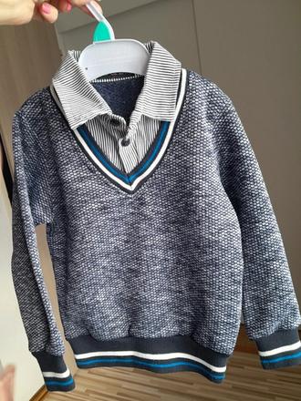 Svetrik s golierikom, 104