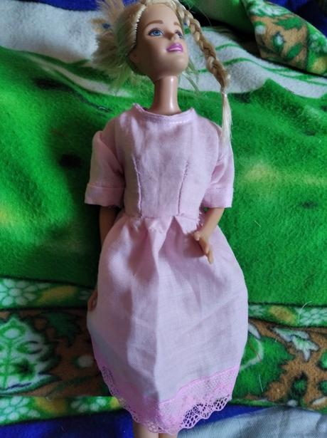 Šaty pre barbie,