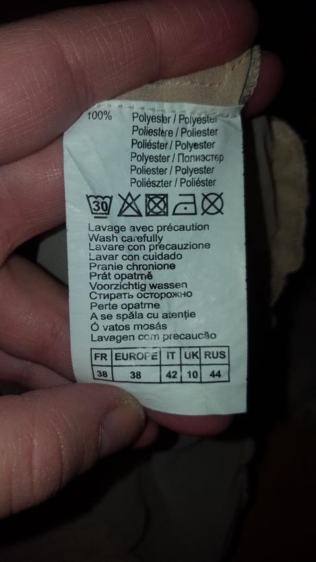 Jemná blúzka s korálikmi, camaieu,38