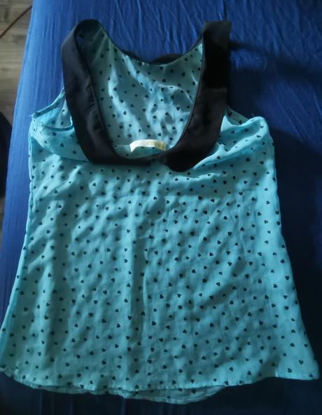 Blúzka so srdiečkami, xs