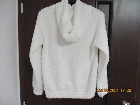 Huňatá mikina, 158