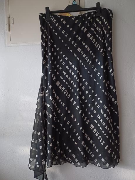 Letná sukňa m/l, amaranto,l