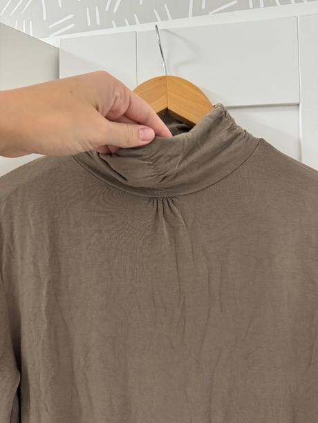 Príjemný dámsky rolak, m