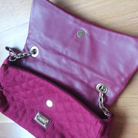 Elegantna kabelka, liu jo