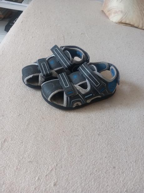 Predám sandalky, 27