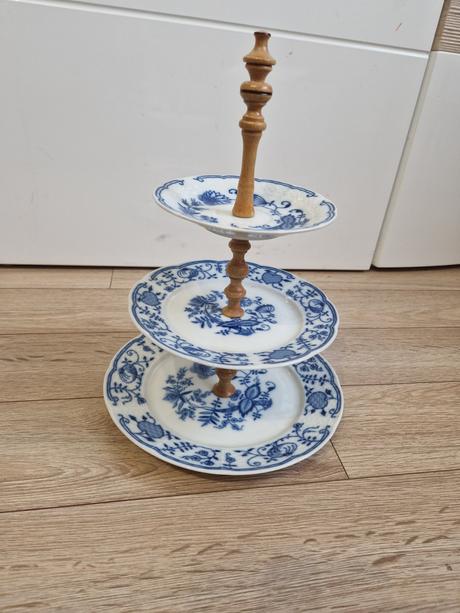 Cibulak thun - etažér na zákusky, 