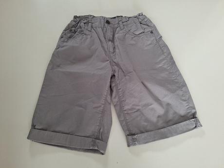 Šortky, c&a,158