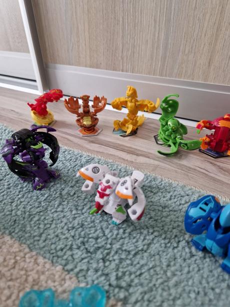 Bakugani a  bakugan aréna, 