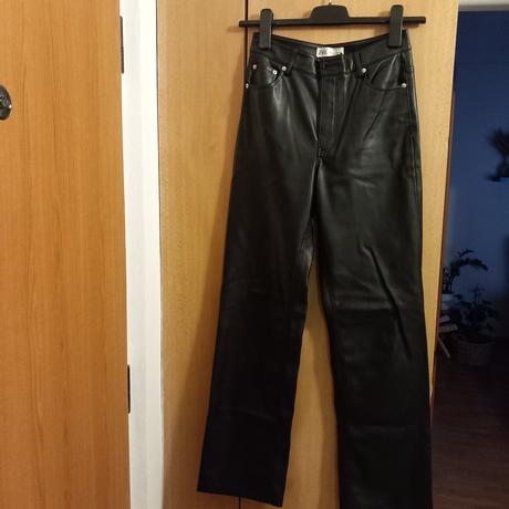 Nohavice kožené  cierne, s