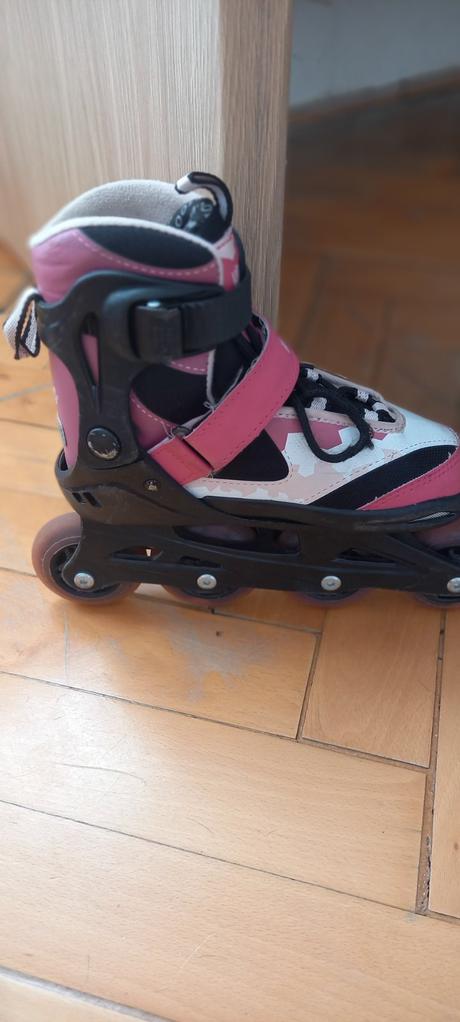 Kolieskové korčule, 29