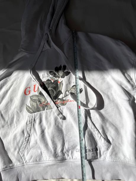 Biela mikina guess kvetinový vzor, guess,s