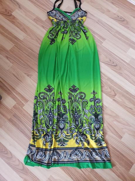 Nádherné dlhé maxišaty, s