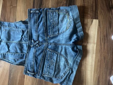 Kraťasy na pántoch s (riflove), s