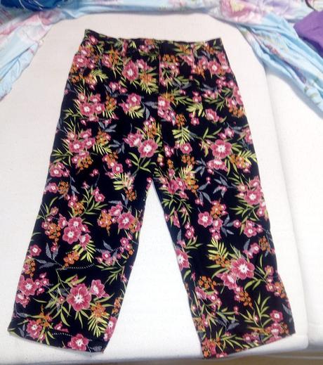 Kvetované nohavice, bonmarché,38