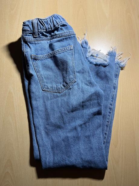 Dievčenské rifle, reserved,146