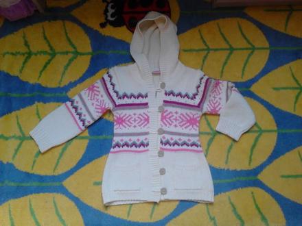 Dievčenský sveter m, cherokee,104