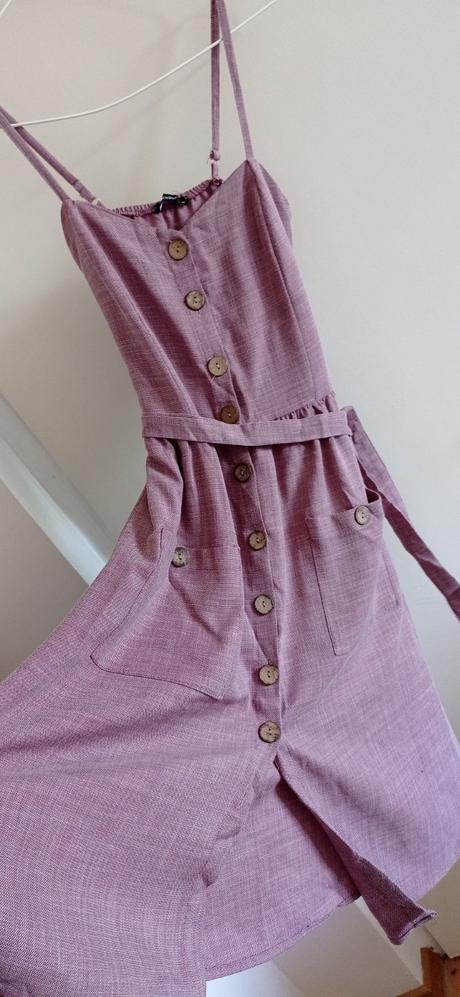 Letné ľahké šaty, 40