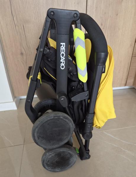 Sportovy kocik (aj na palubu lietadla), recaro,recaro easylife