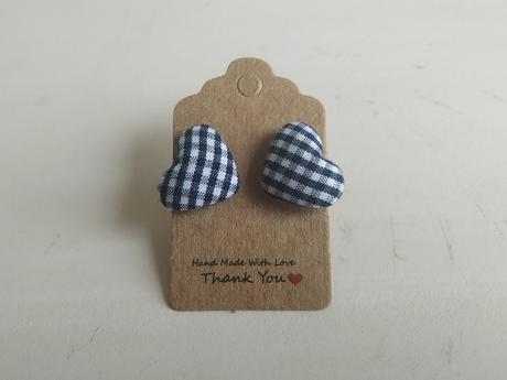 Kárované srdiečka na ušká, 