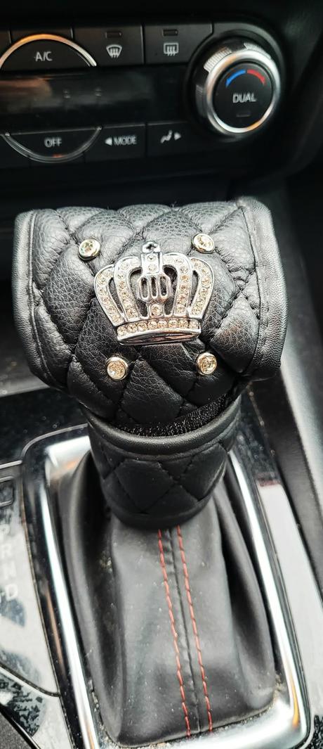 Predám poťahy do auta  - vhodné na všetky značky, 